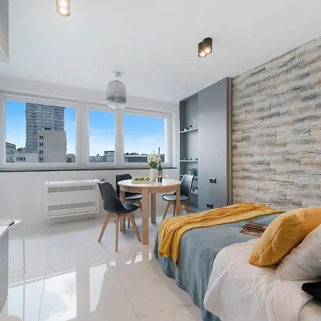 Zgoda 13 P&o Serviced Appartement