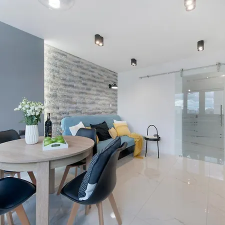 Zgoda 13 P&o Serviced